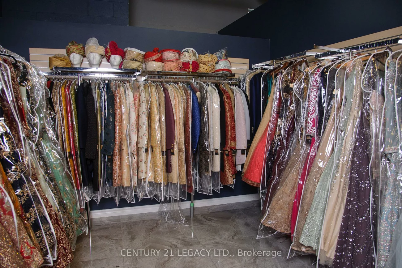 30, Maritime Ontario, Airport Road/ Highway 7 Business Centre, Brampton