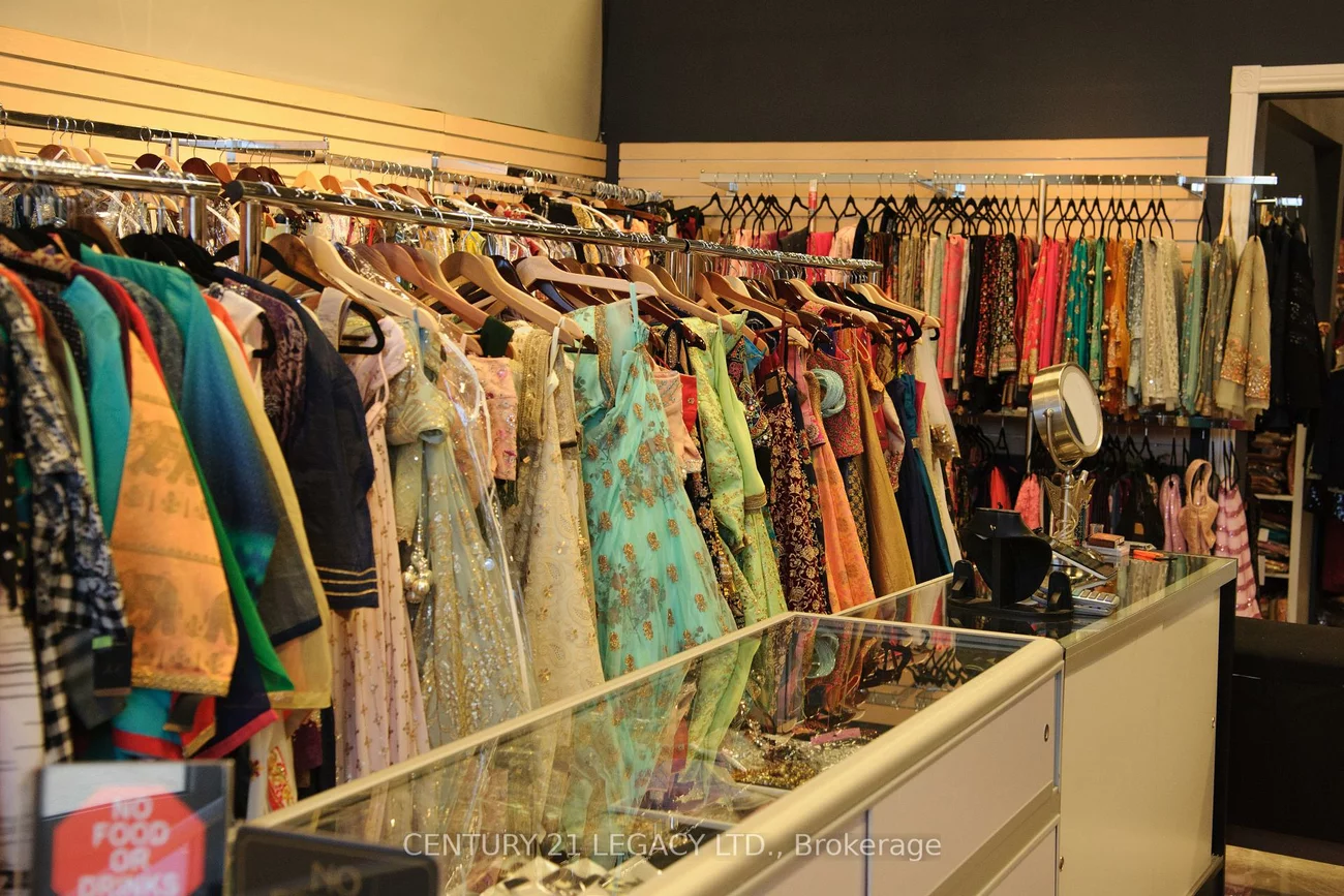 30, Maritime Ontario, Airport Road/ Highway 7 Business Centre, Brampton