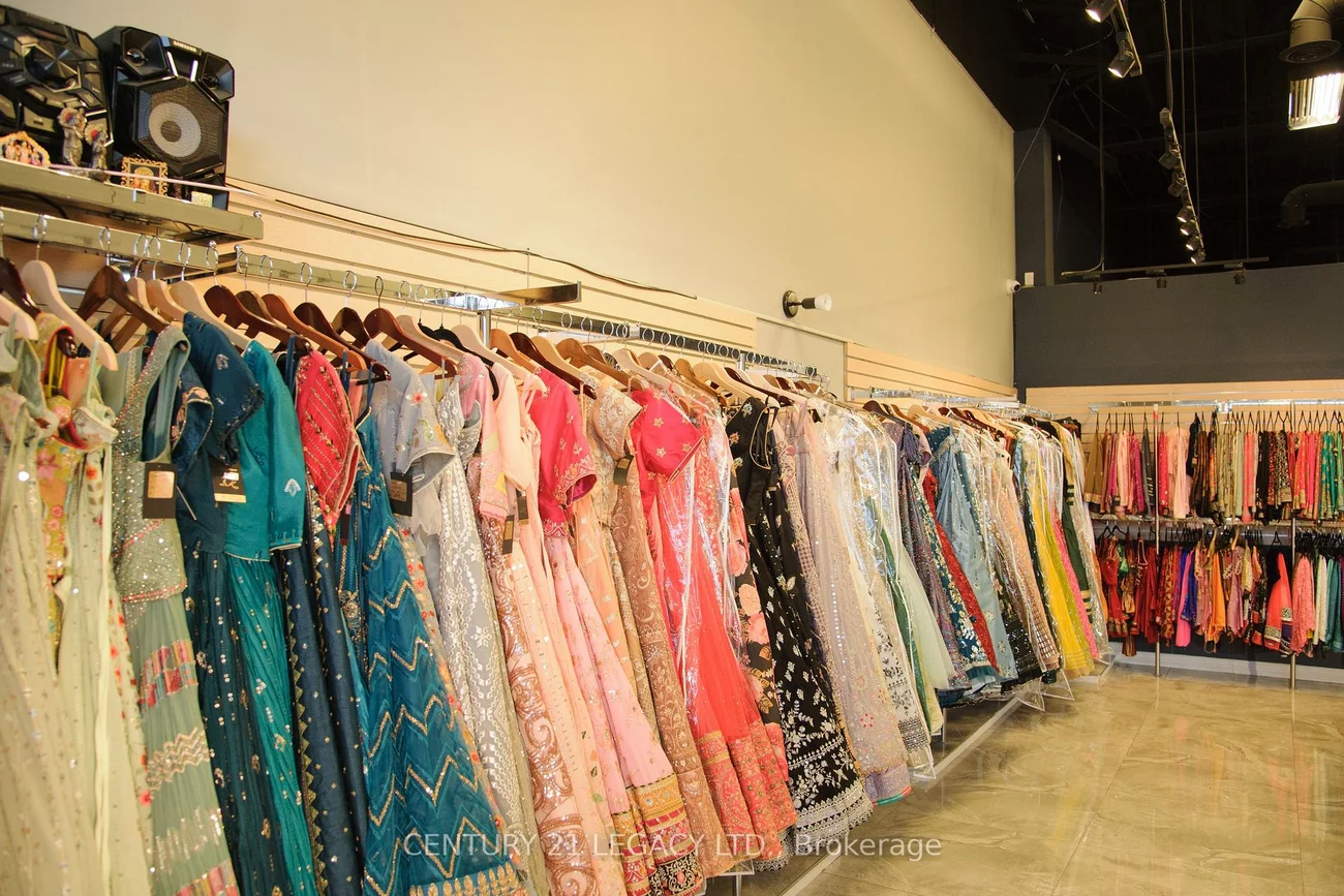 30, Maritime Ontario, Airport Road/ Highway 7 Business Centre, Brampton