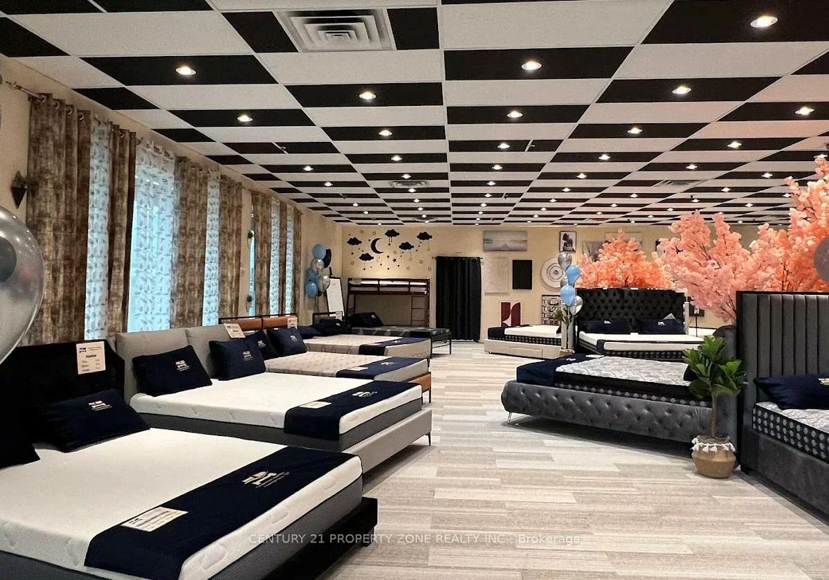 268, Rutherford, Brampton East Industrial, Brampton