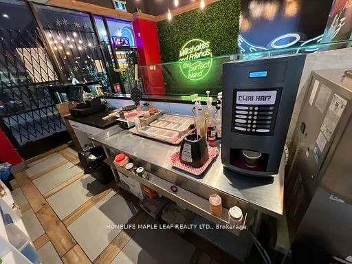 168, Kennedy, Brampton East Industrial, Brampton