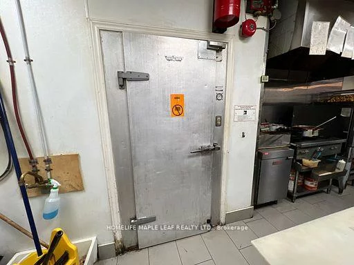 168, Kennedy, Brampton East Industrial, Brampton