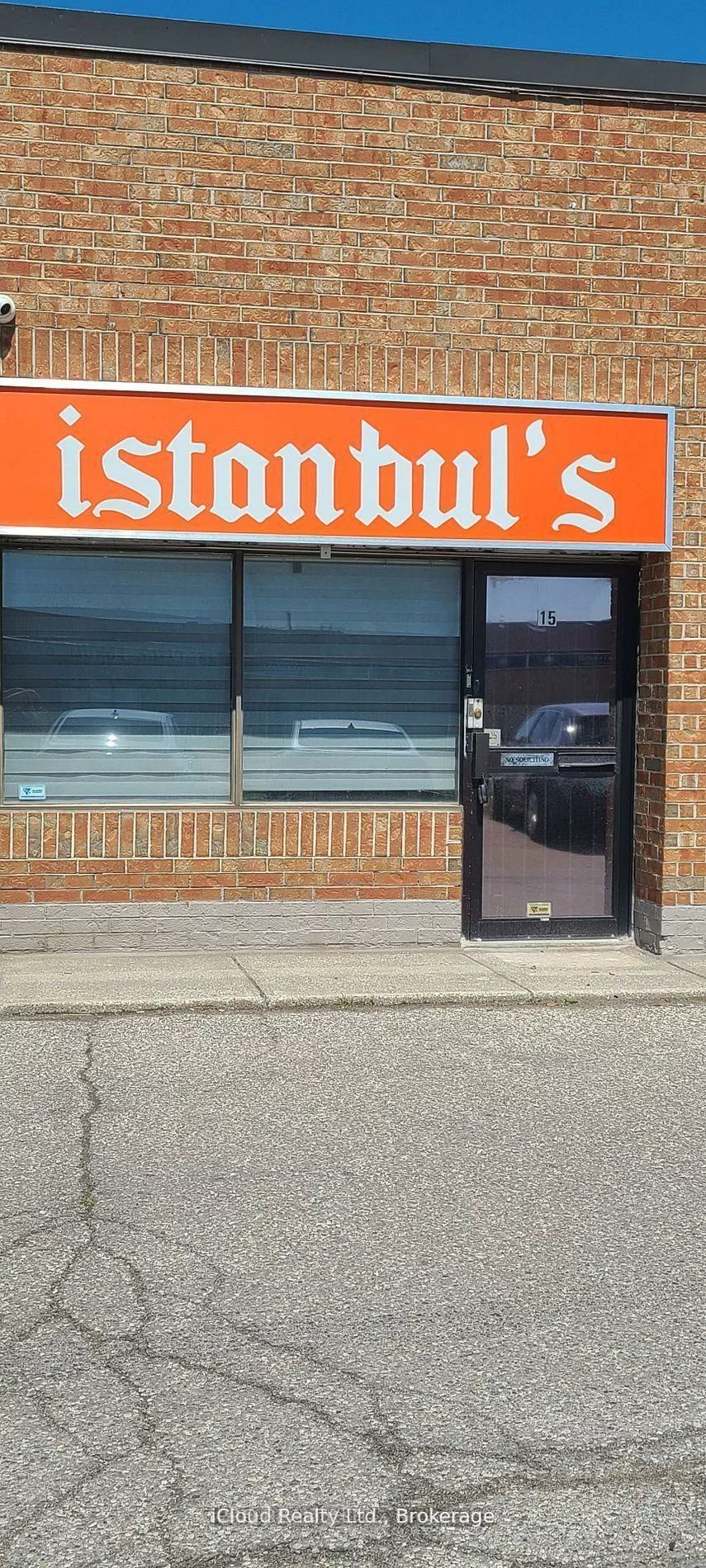 8, Strathearn, Steeles Industrial, Brampton