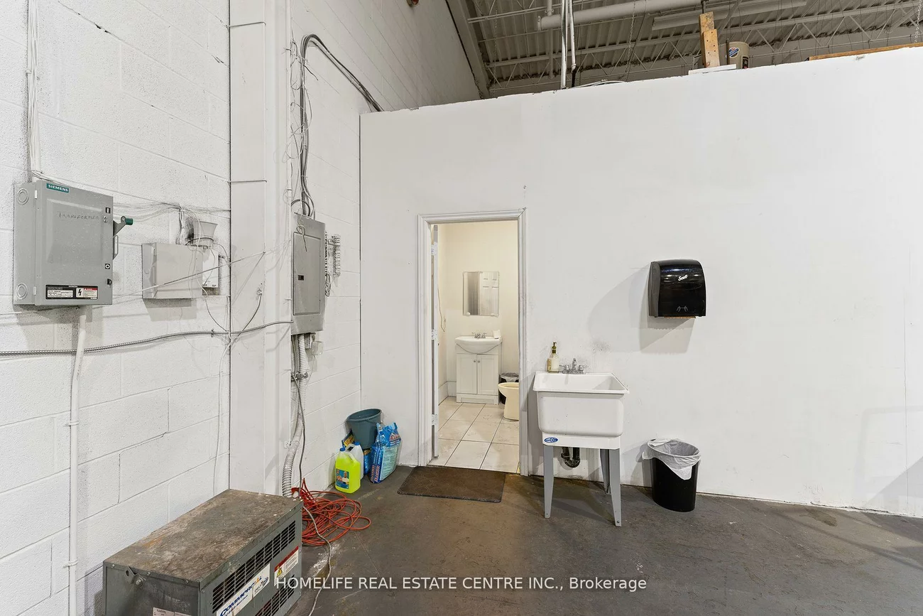 286, Rutherford, Brampton East Industrial, Brampton