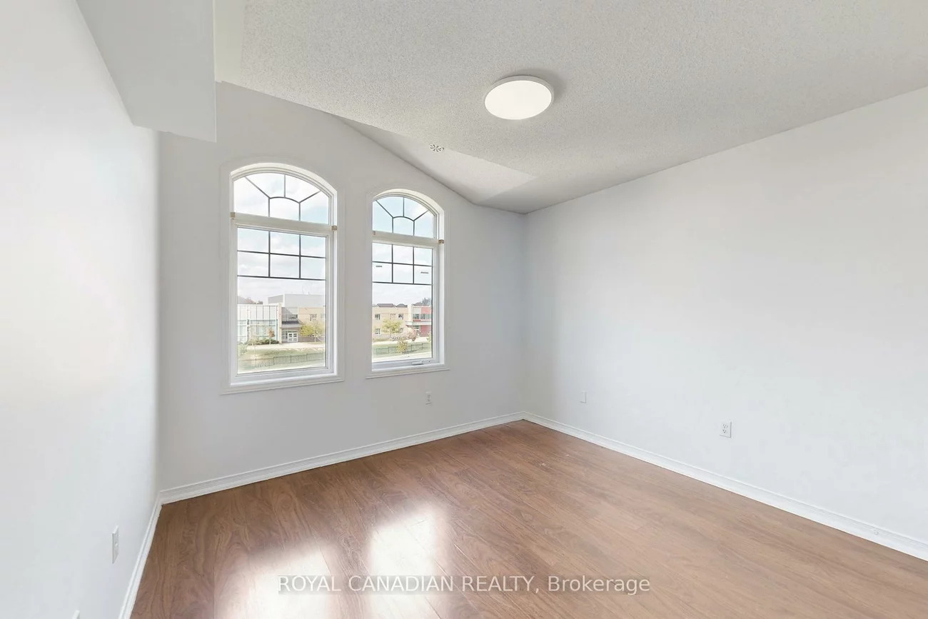 54, Chesterwood, Credit Valley, Brampton