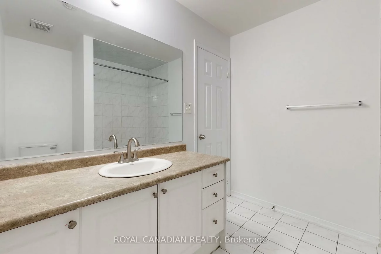 54, Chesterwood, Credit Valley, Brampton