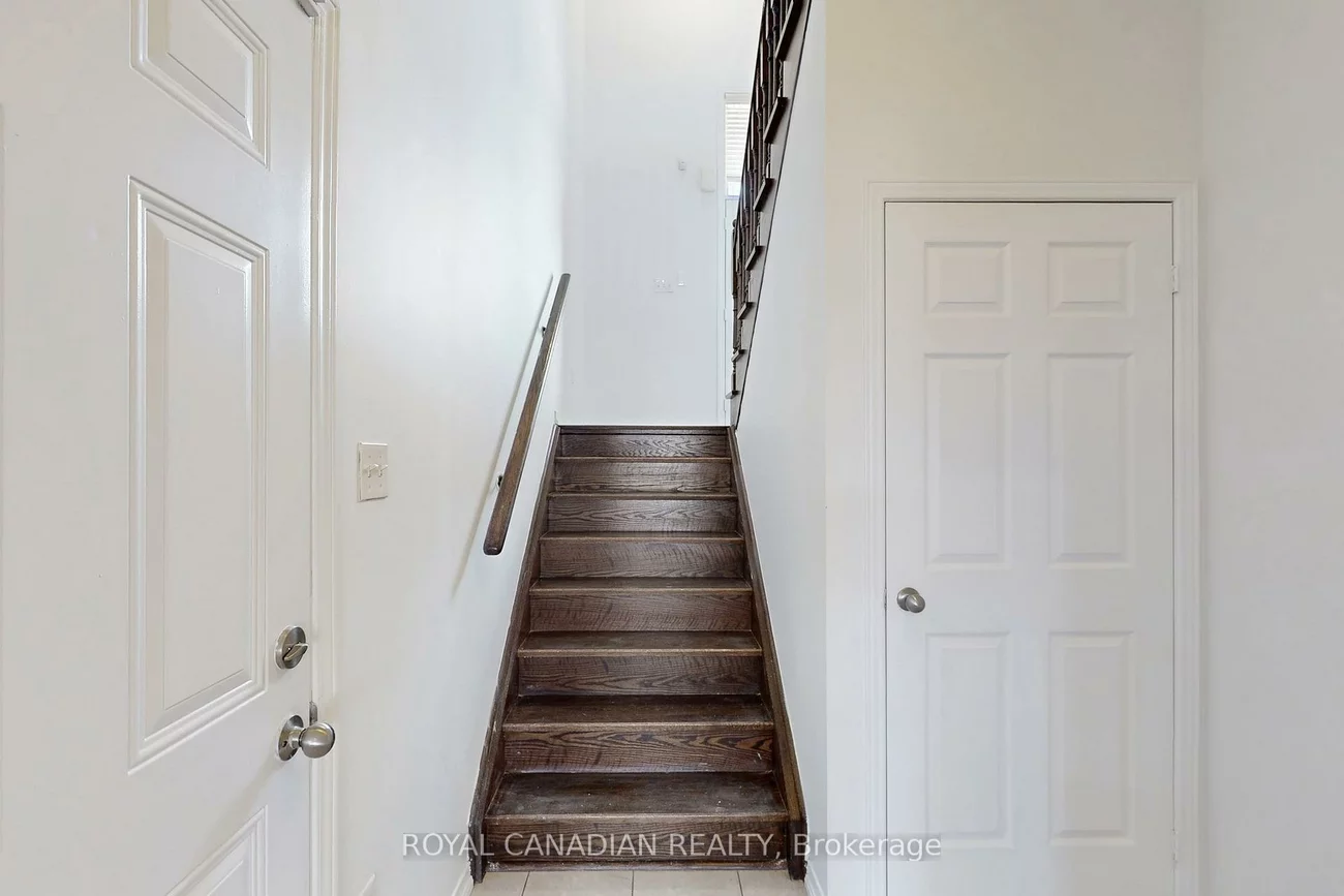 54, Chesterwood, Credit Valley, Brampton