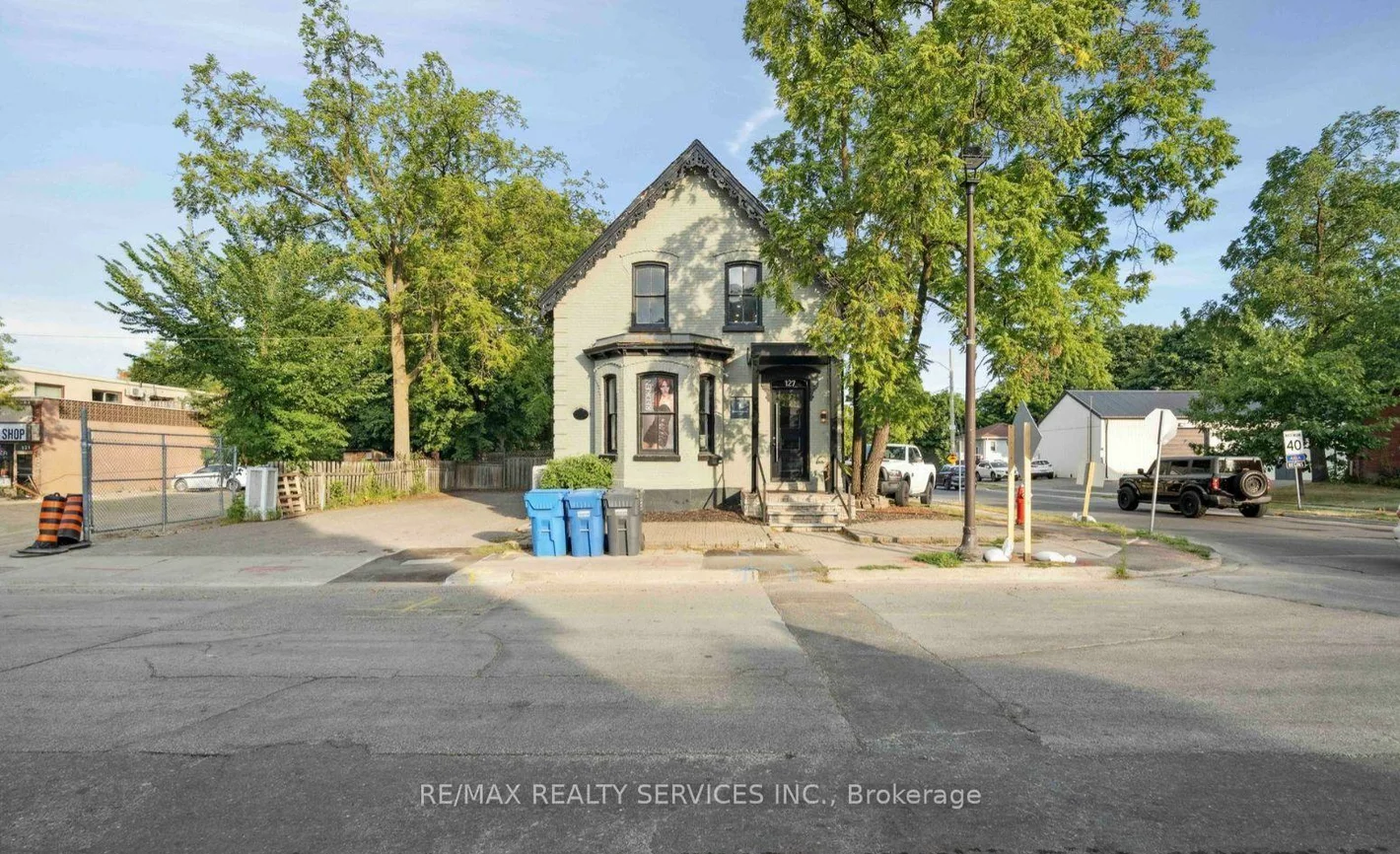 127, Queen, Downtown Brampton, Brampton