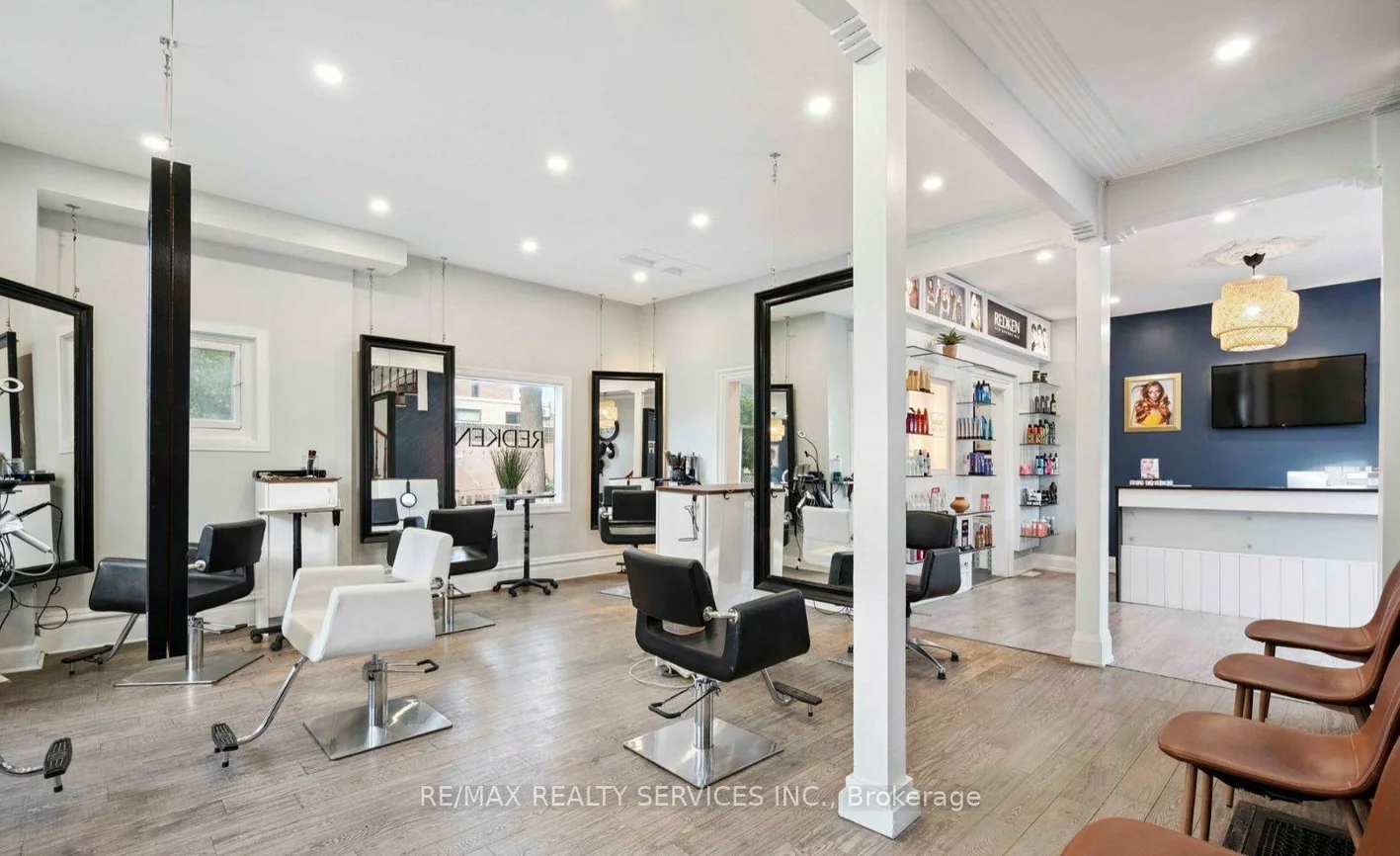 127, Queen, Downtown Brampton, Brampton