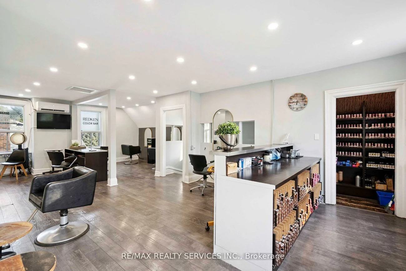 127, Queen, Downtown Brampton, Brampton