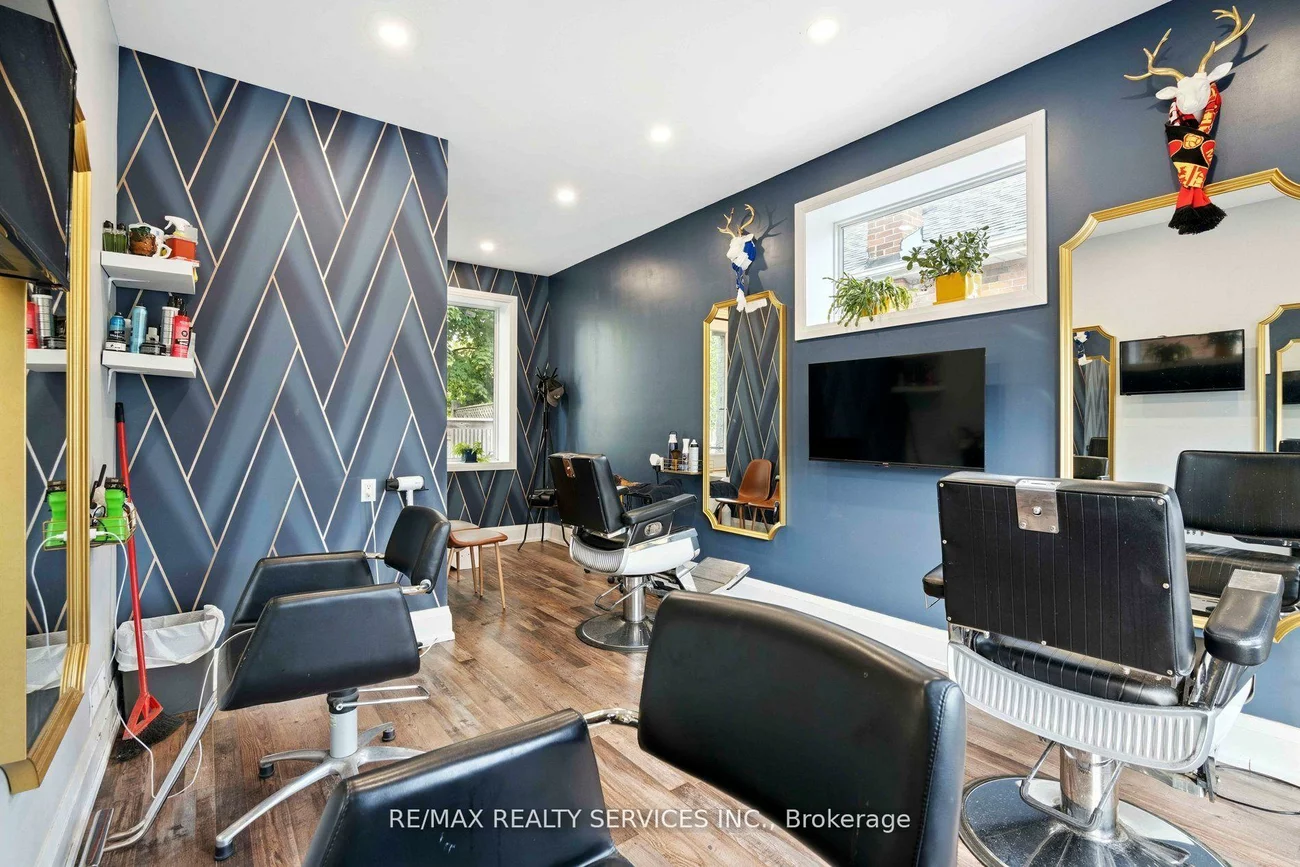 127, Queen, Downtown Brampton, Brampton