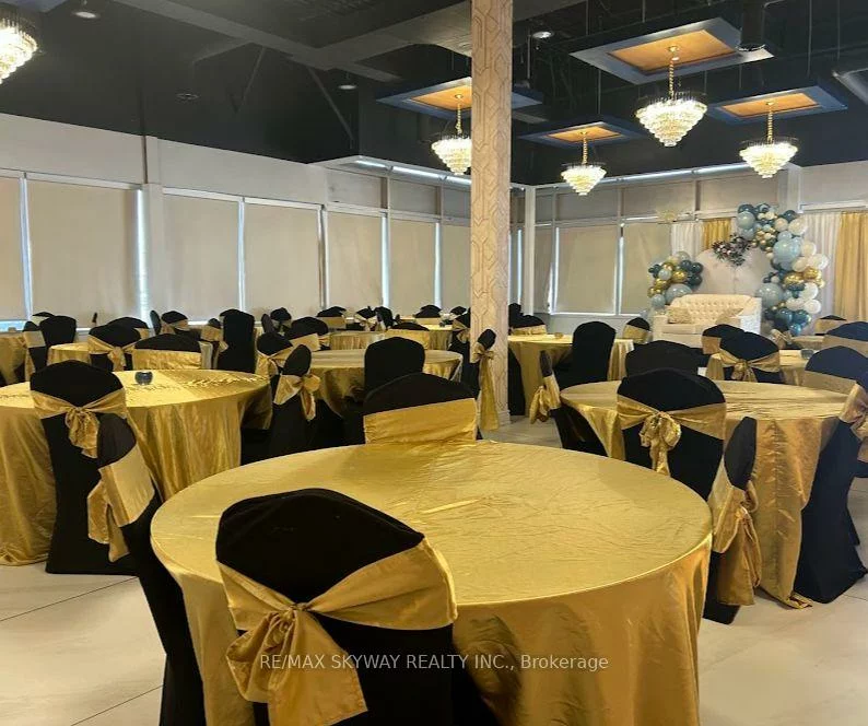 2565, Steeles, Steeles Industrial, Brampton