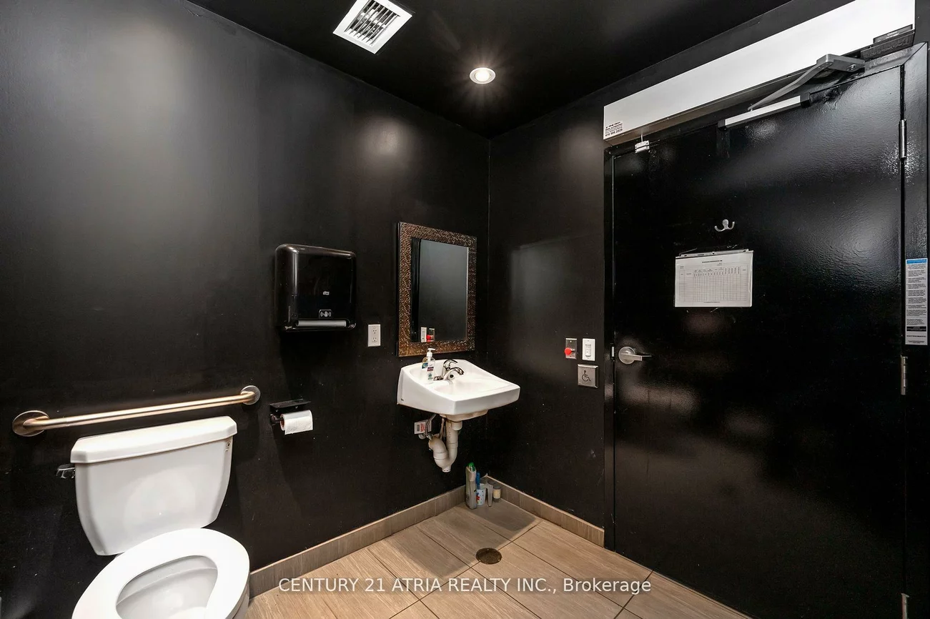 35, Resolution, Brampton East Industrial, Brampton