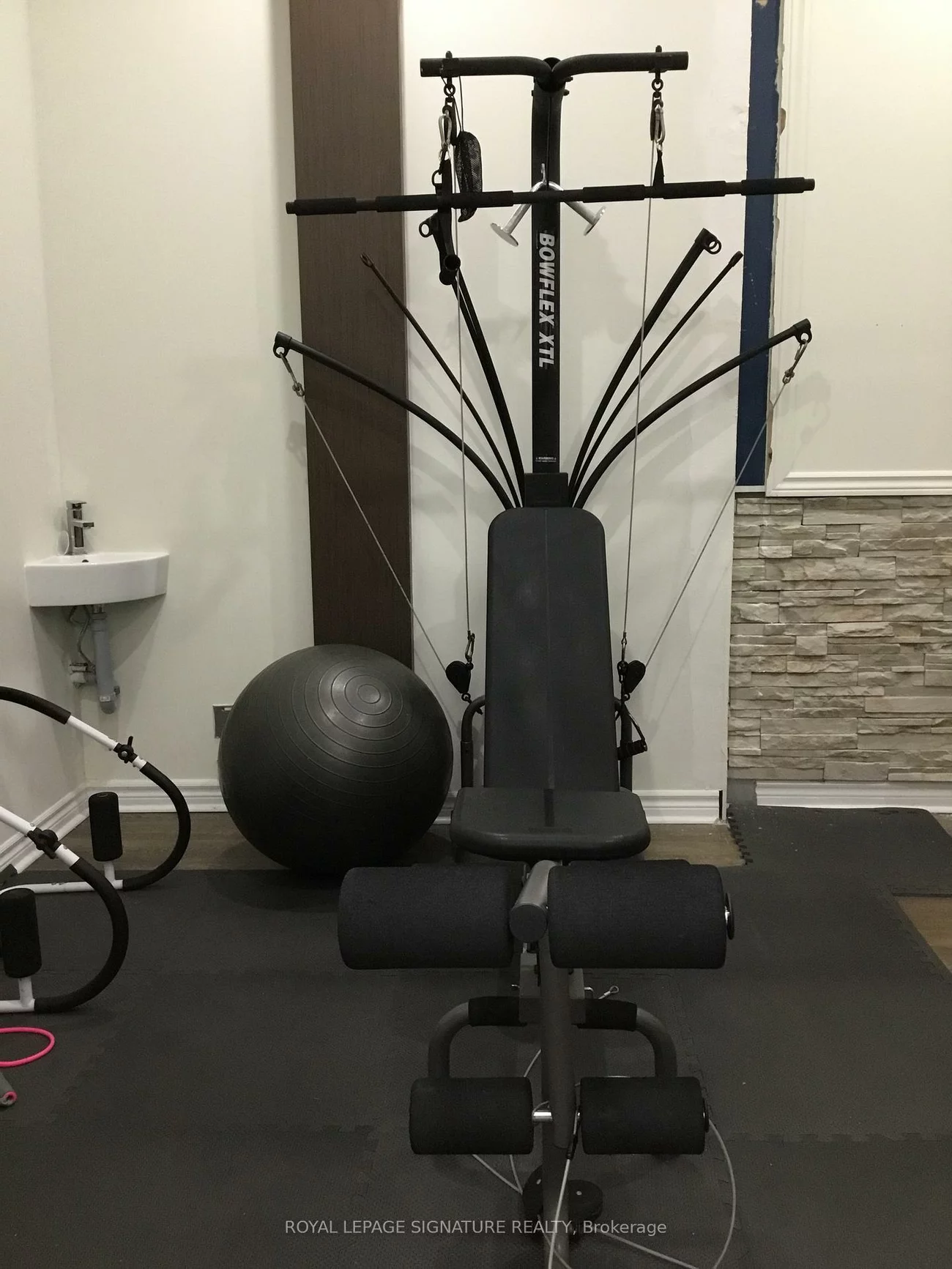 7955, Financial, Bram West, Brampton