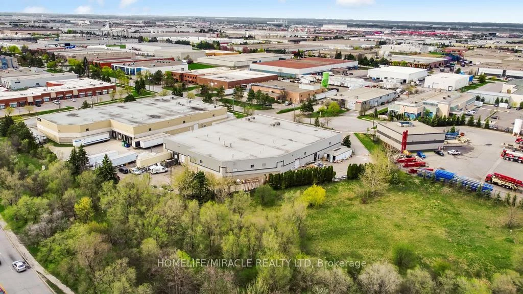 52, Bramwin, Bramalea South Industrial, Brampton