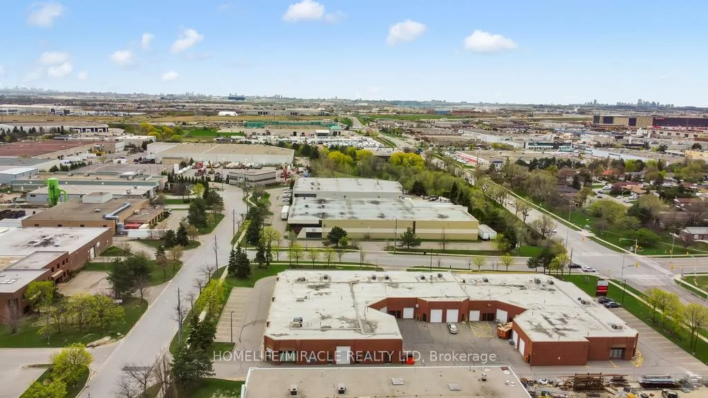 52, Bramwin, Bramalea South Industrial, Brampton