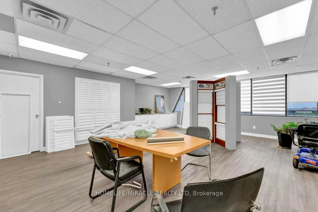 52, Bramwin, Bramalea South Industrial, Brampton