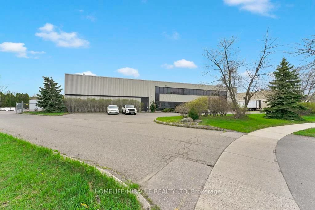 52, Bramwin, Bramalea South Industrial, Brampton