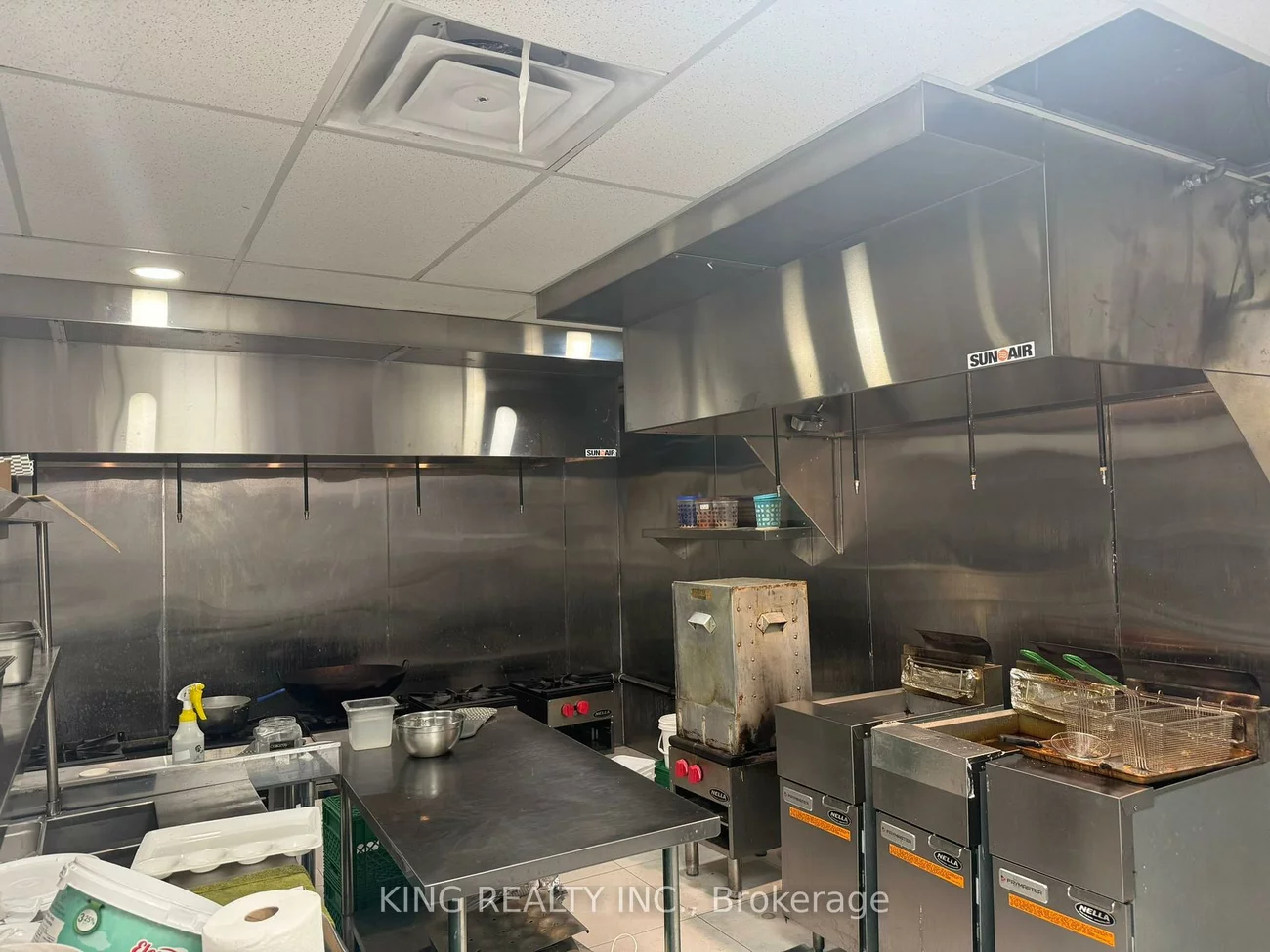 36, Avondale, Avondale, Brampton