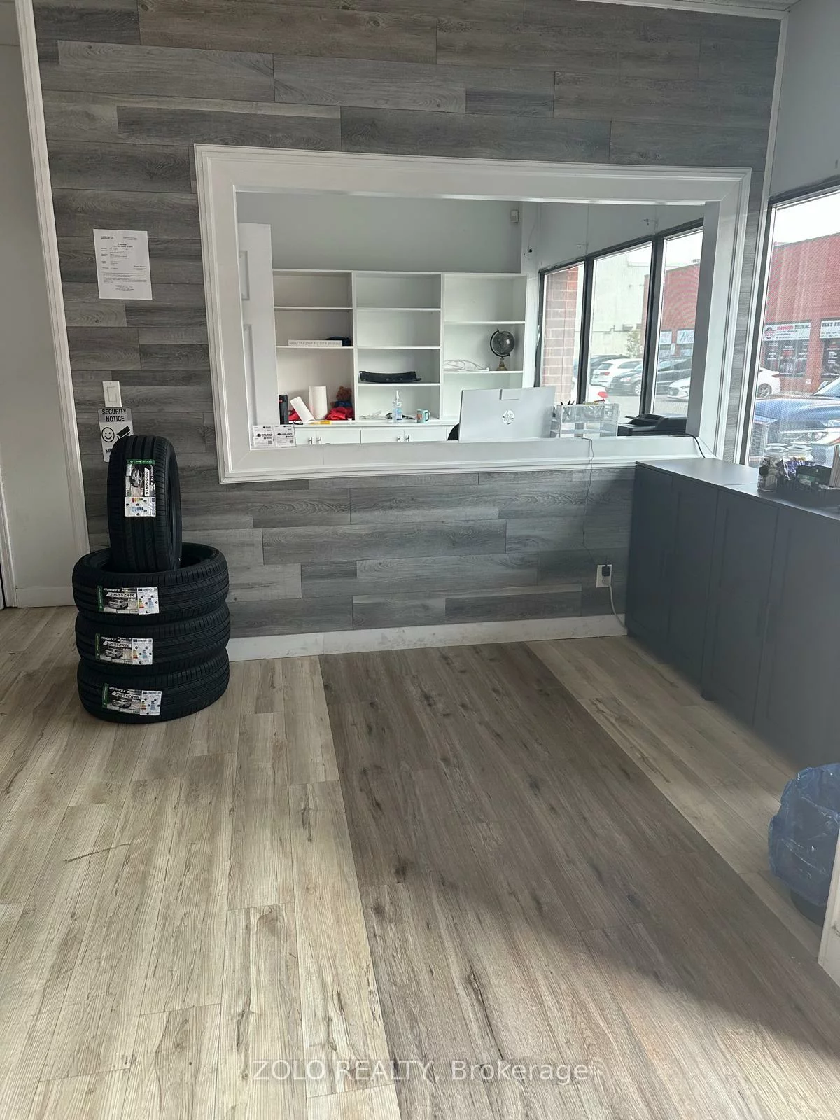 2080, Steeles, Southgate, Brampton