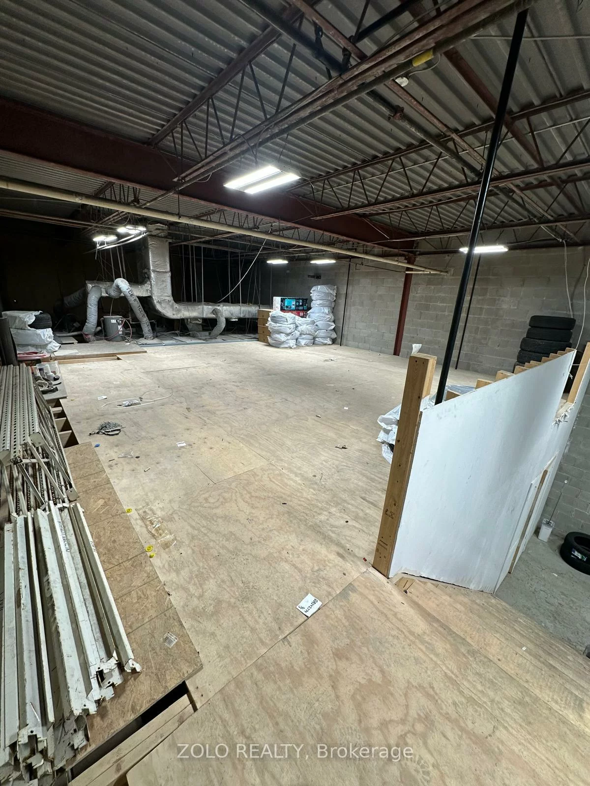 2080, Steeles, Southgate, Brampton