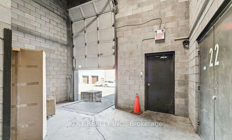 2074, Steeles, Bram West, Brampton