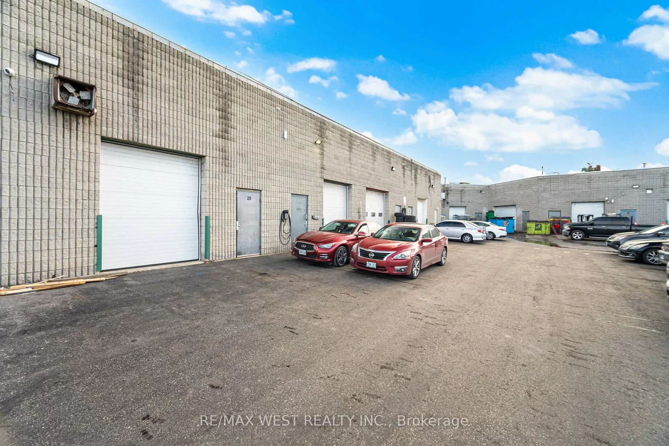 2565, Steeles, Steeles Industrial, Brampton