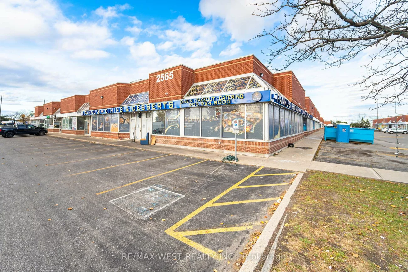 2565, Steeles, Steeles Industrial, Brampton