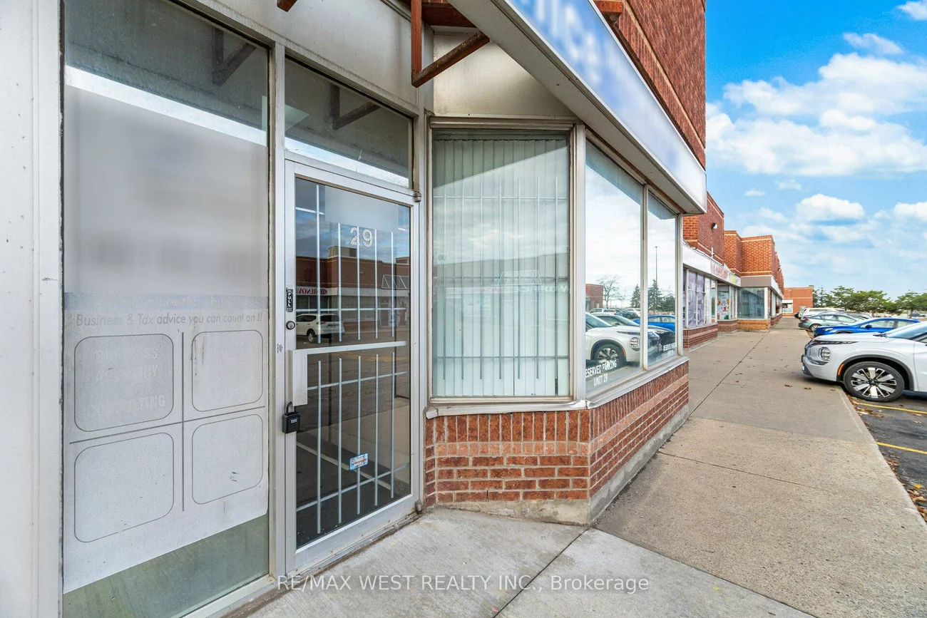 2565, Steeles, Steeles Industrial, Brampton