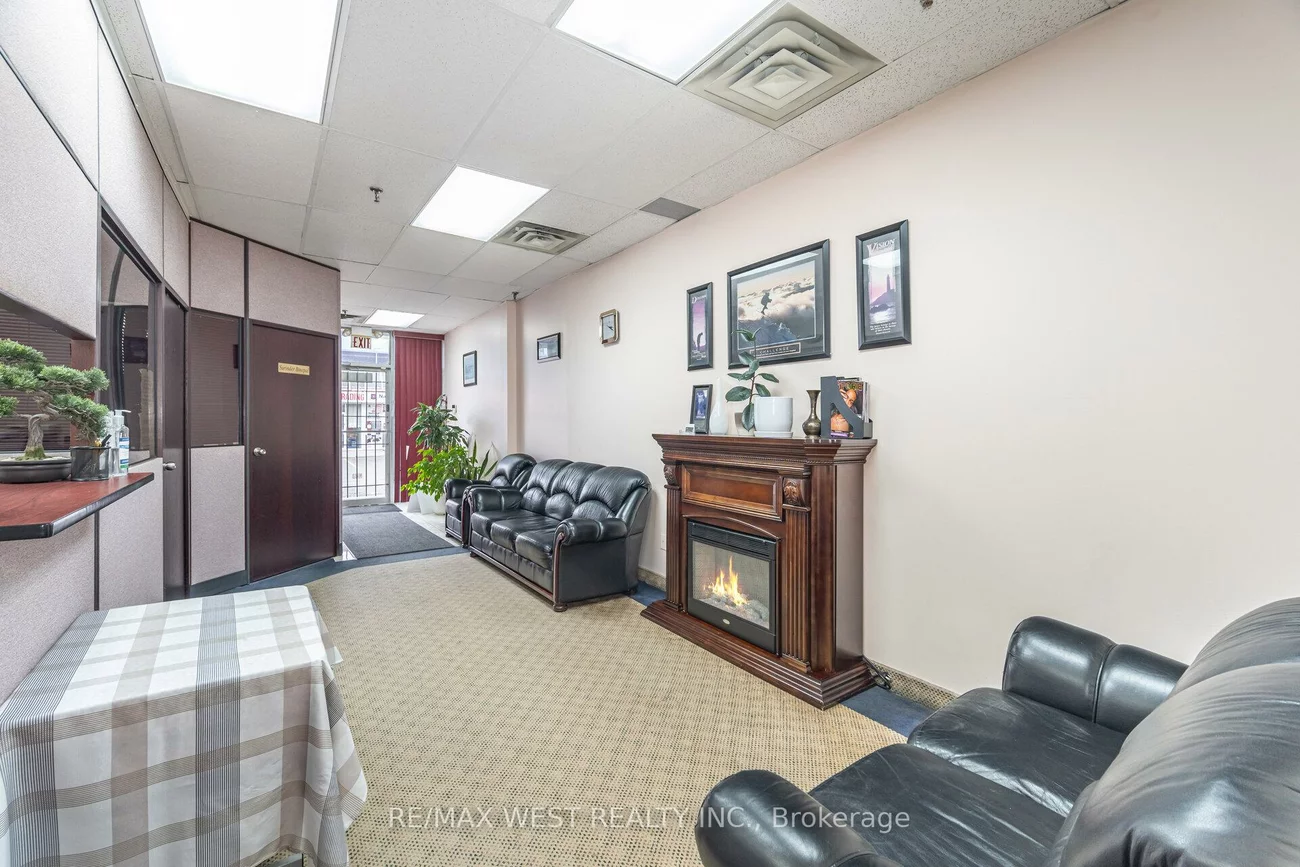 2565, Steeles, Steeles Industrial, Brampton