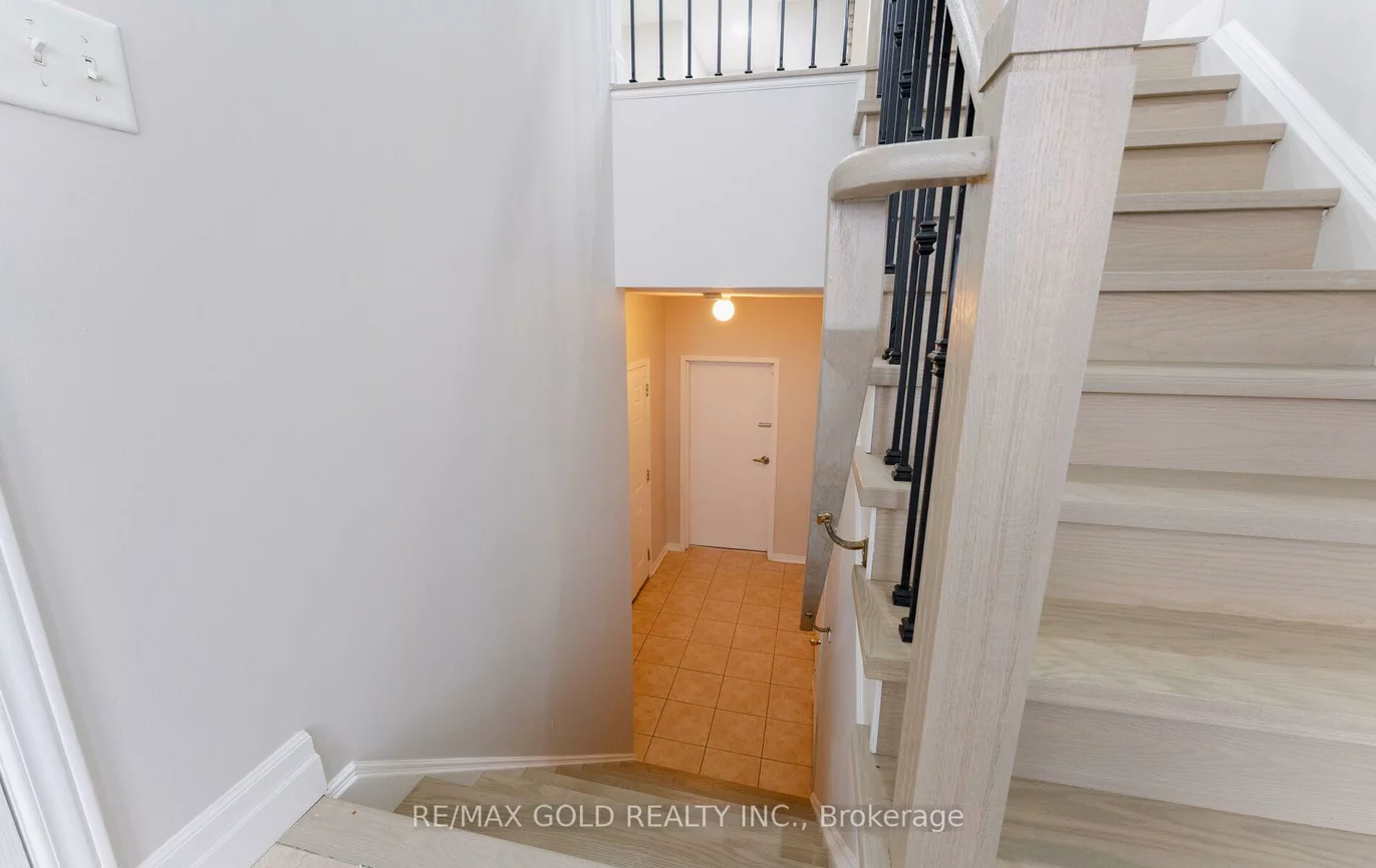 45, Seachart, Brampton East, Brampton