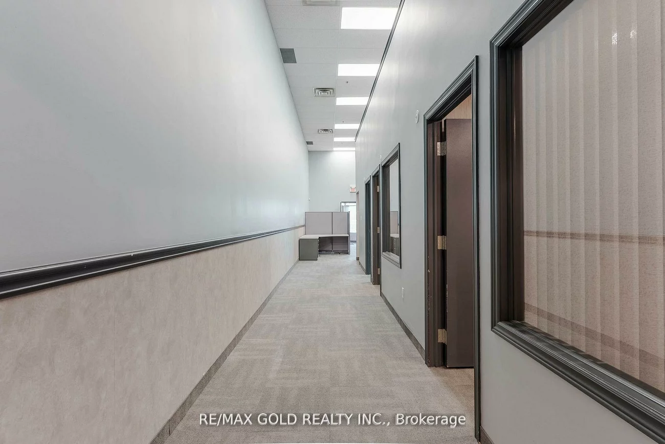 351, Parkhurst, Parkway Belt Industrial Area, Brampton