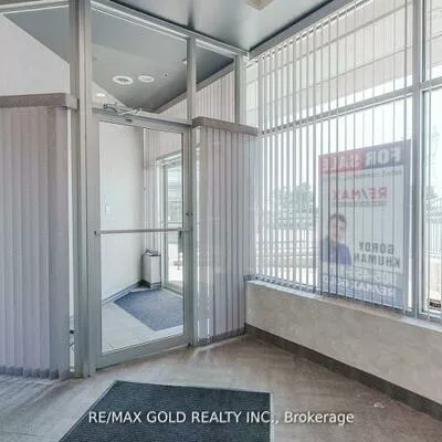 351, Parkhurst, Parkway Belt Industrial Area, Brampton