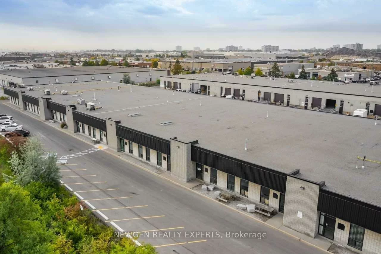 173, Glidden, Bram East, Brampton