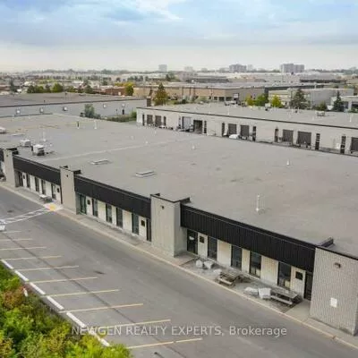 173, Glidden, Bram East, Brampton