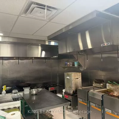 36, Avondale, Avondale, Brampton