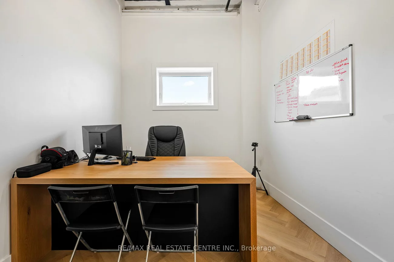 35, Haggert, Downtown Brampton, Brampton