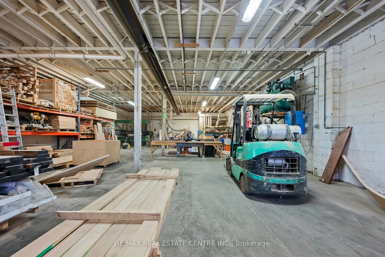 35, Haggert, Downtown Brampton, Brampton