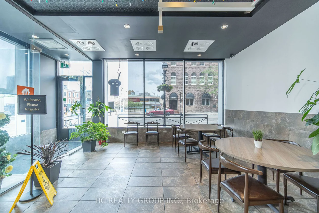 9, Queen, Downtown Brampton, Brampton