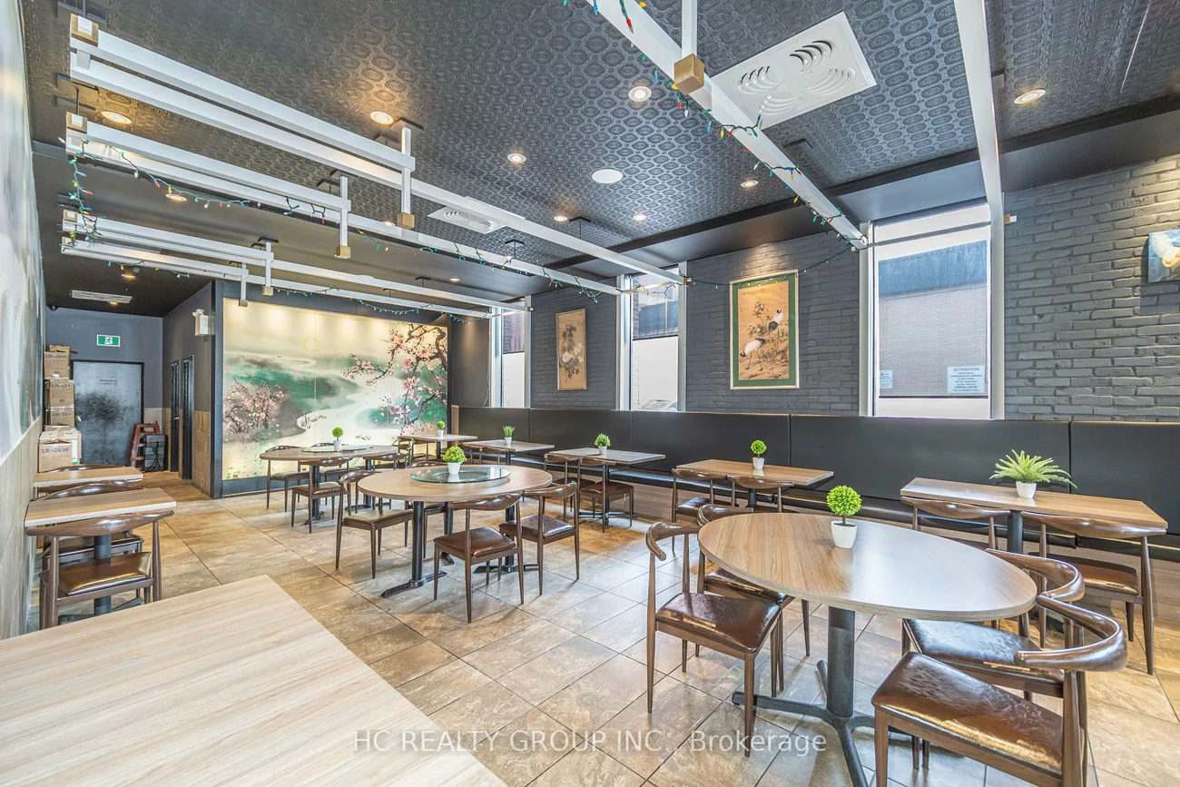 9, Queen, Downtown Brampton, Brampton