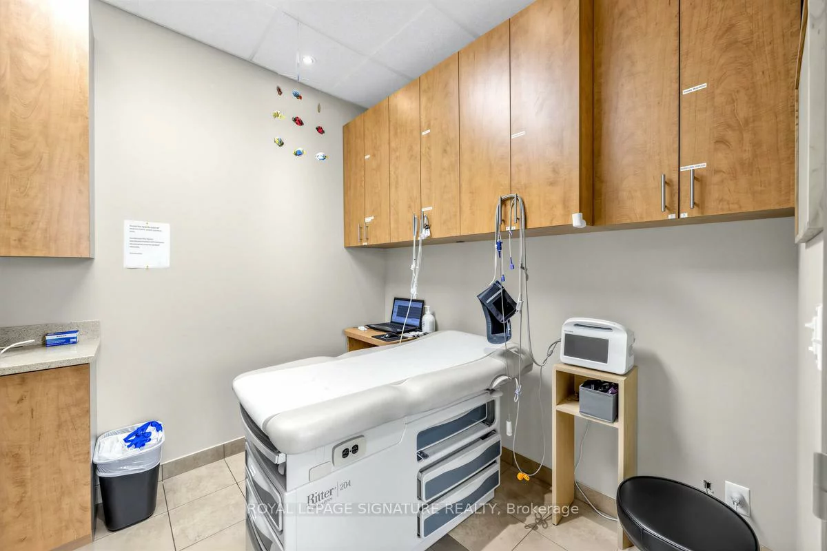 100, Pertosa, Fletcher's Meadow, Brampton