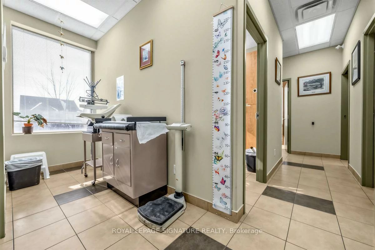 100, Pertosa, Fletcher's Meadow, Brampton