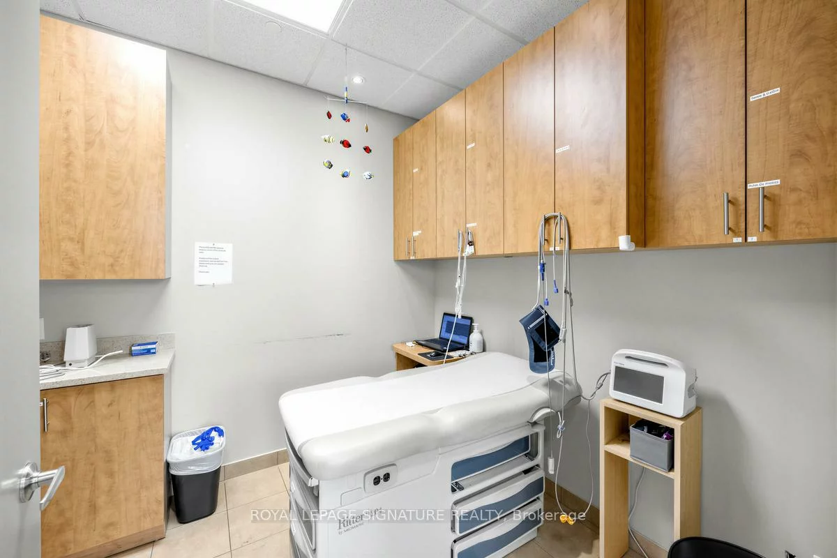 100, Pertosa, Fletcher's Meadow, Brampton