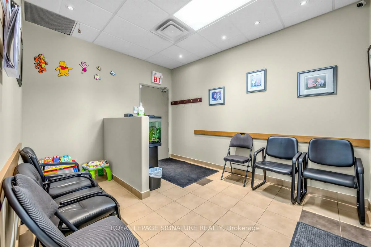 100, Pertosa, Fletcher's Meadow, Brampton