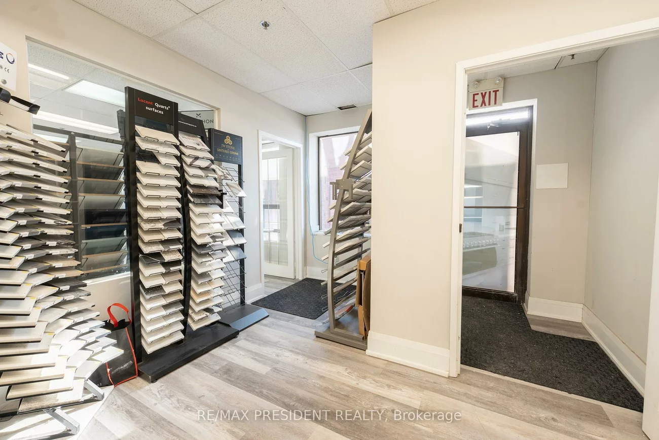 173, Advance, Steeles Industrial, Brampton