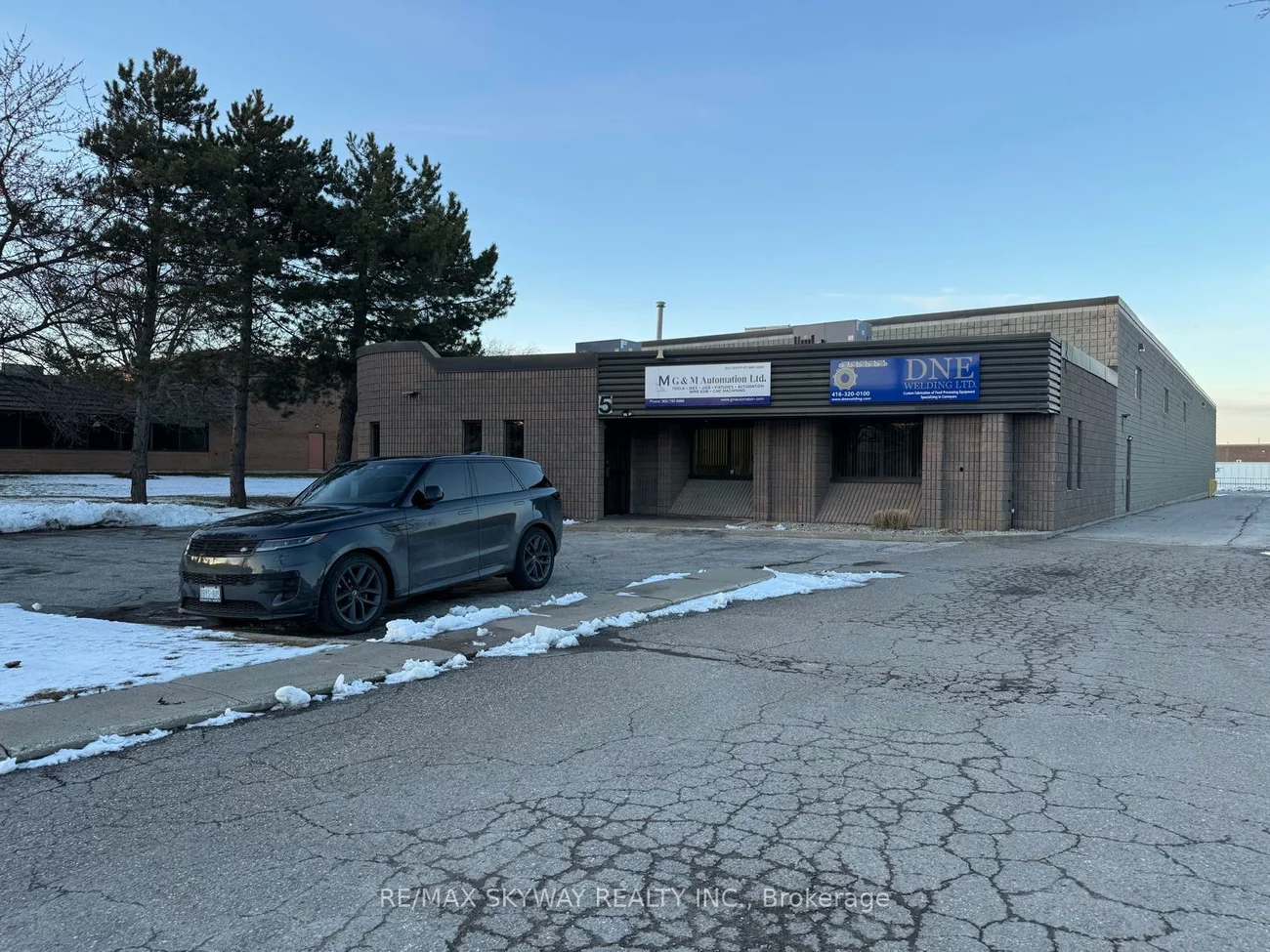 5, Automatic, Gore Industrial North, Brampton