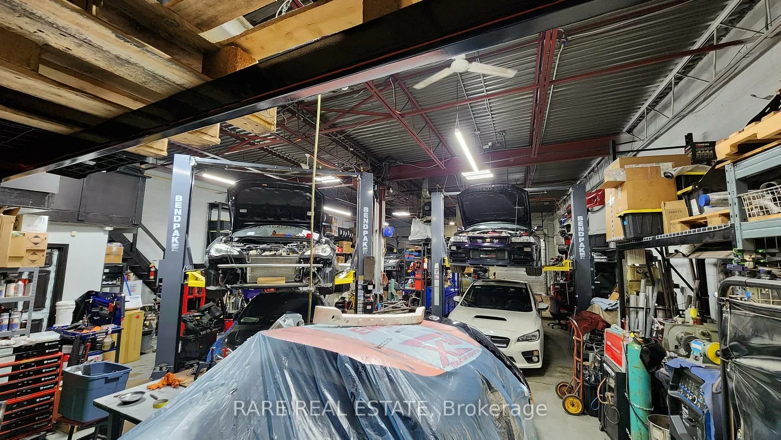 227, Advance, Steeles Industrial, Brampton