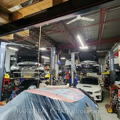 227, Advance, Steeles Industrial, Brampton