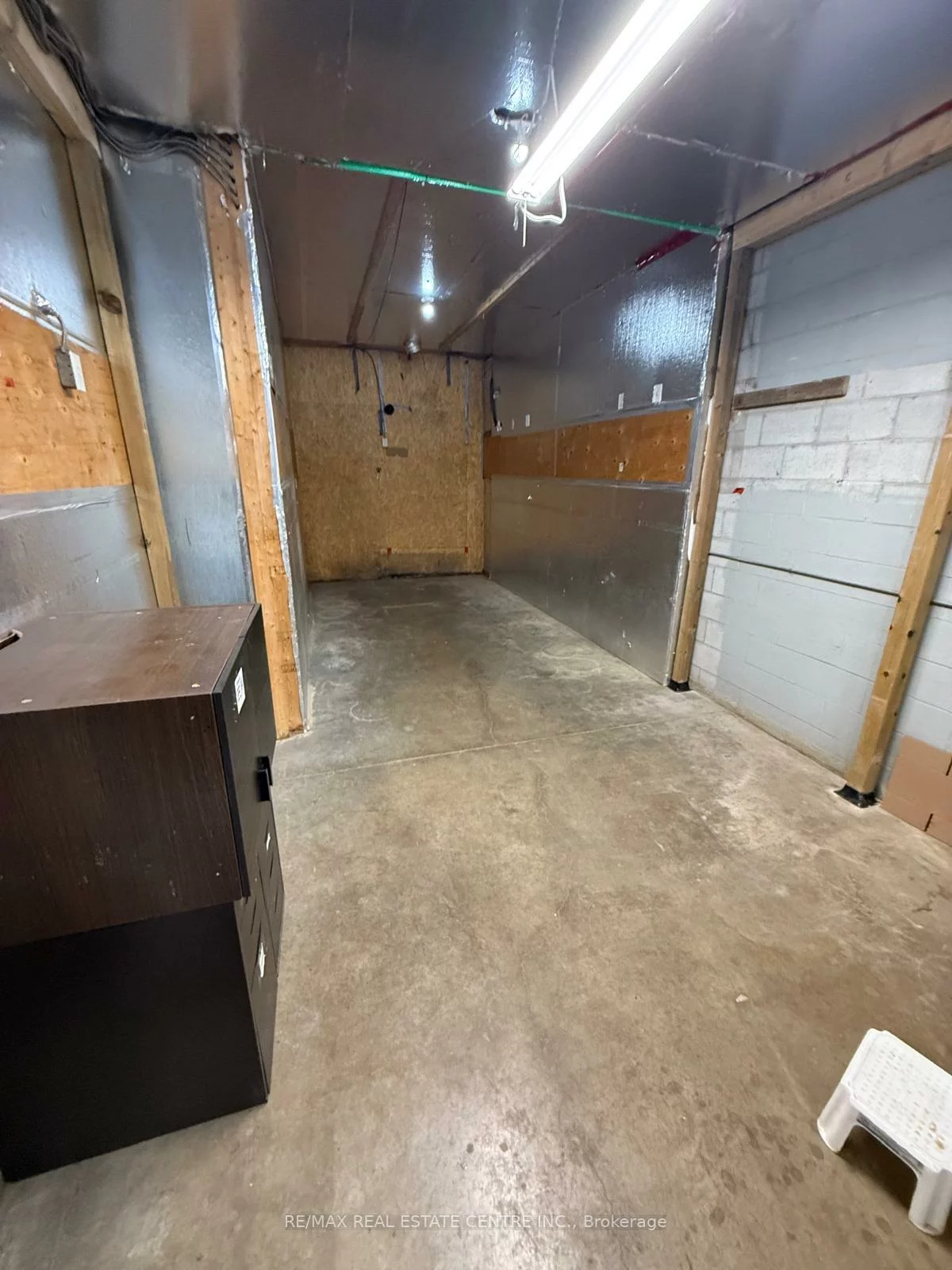 175, Advance, Steeles Industrial, Brampton