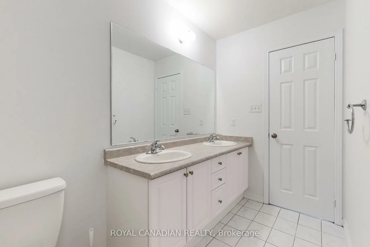 54, Chesterwood, Credit Valley, Brampton